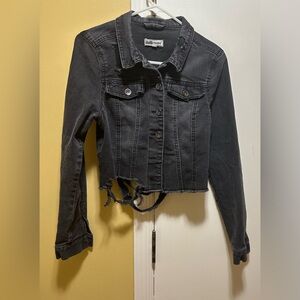 DOLLHOUSE WASHED BLACK DISTRESSED DENIM JACKET (L)